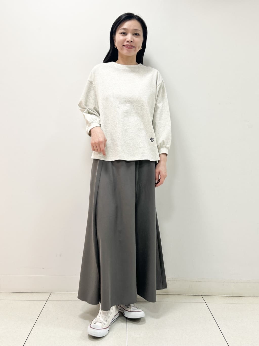 Kaiさんの「Dessin｜【360度可愛い・洗える】バックヘンリーカットソー」を使ったコーディネート