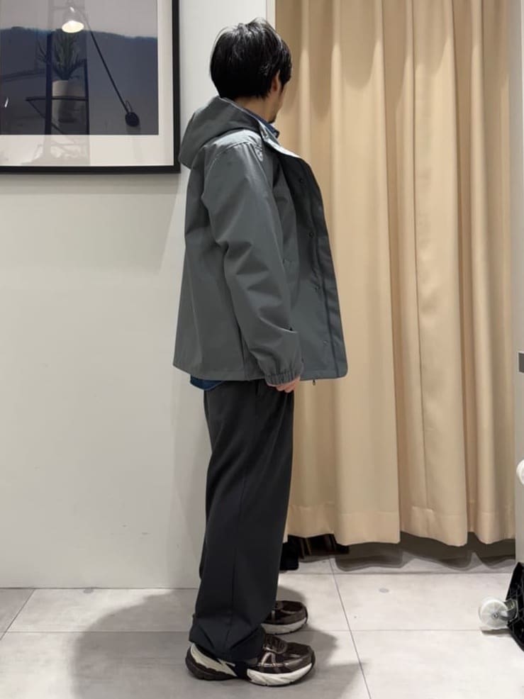 はさんの「THE SHOP TK｜【季節の変わり目に最適】ナイロンマウンテンパーカ  防風/洗濯機OK」を使ったコーディネート