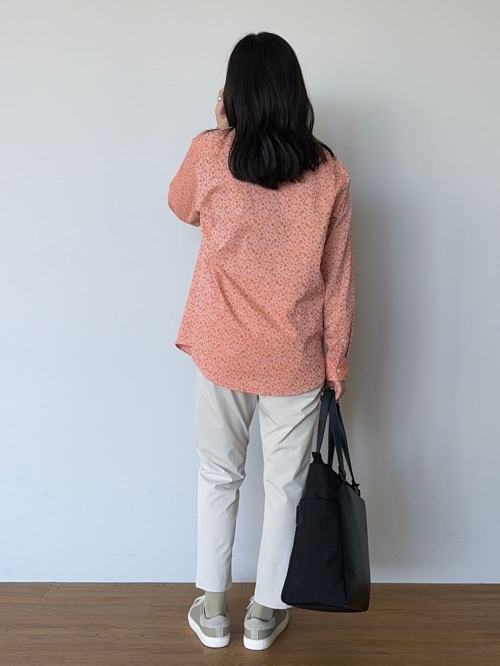 Akutagawaさんの「TAKEO KIKUCHI｜播州 ドビーストライプ フラワーシャツ」を使ったコーディネート
