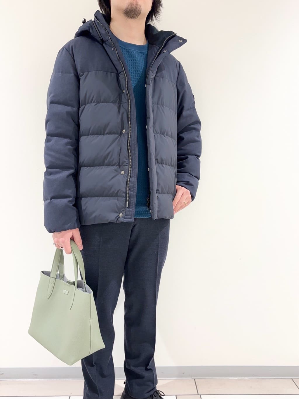 及川さんの「TAKEO KIKUCHI｜カラーコンビ ダウンブルゾン」を使ったコーディネート