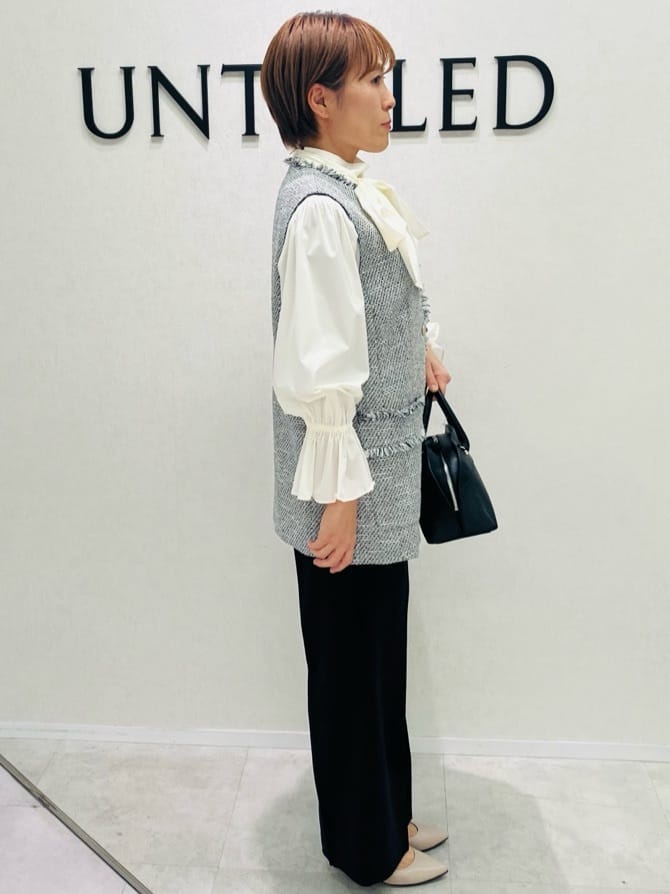 yukiさんの「UNTITLED｜【オンオフ使える】スラブツイード ジレ」を使ったコーディネート