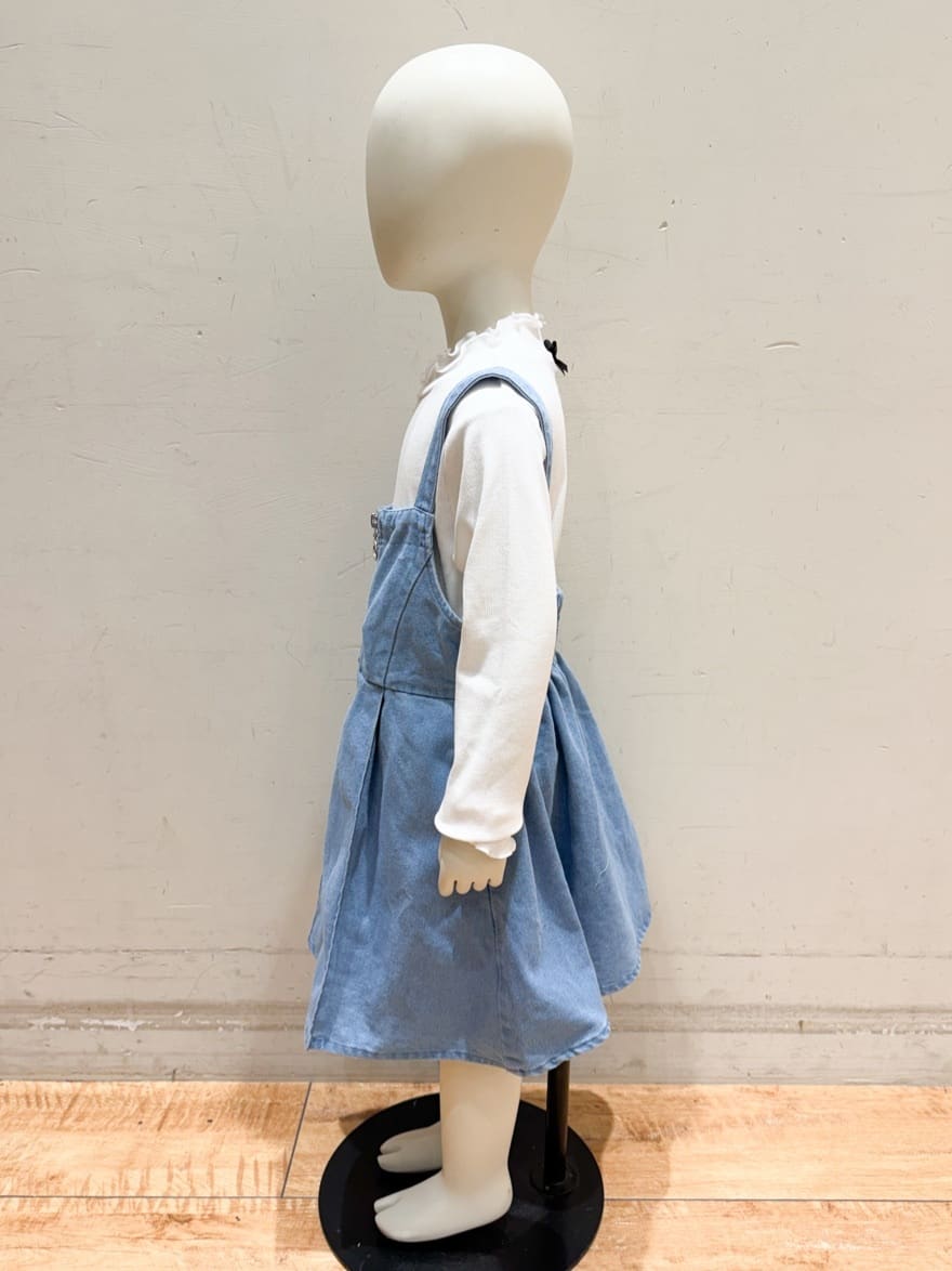 Takayaさんの「SHOO･LA･RUE｜【100-150cm】デニムジップジャンスカ」を使ったコーディネート