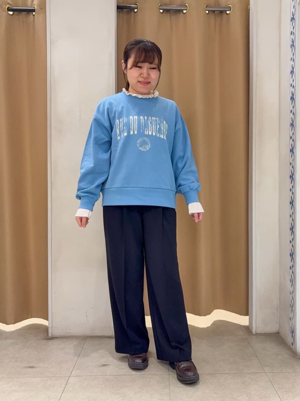 SO(R)Aさんの「SHOO･LA･RUE｜【洗濯機可/S-LL】ほどよいゆとりの もちっとやわらかリブニット」を使ったコーディネート