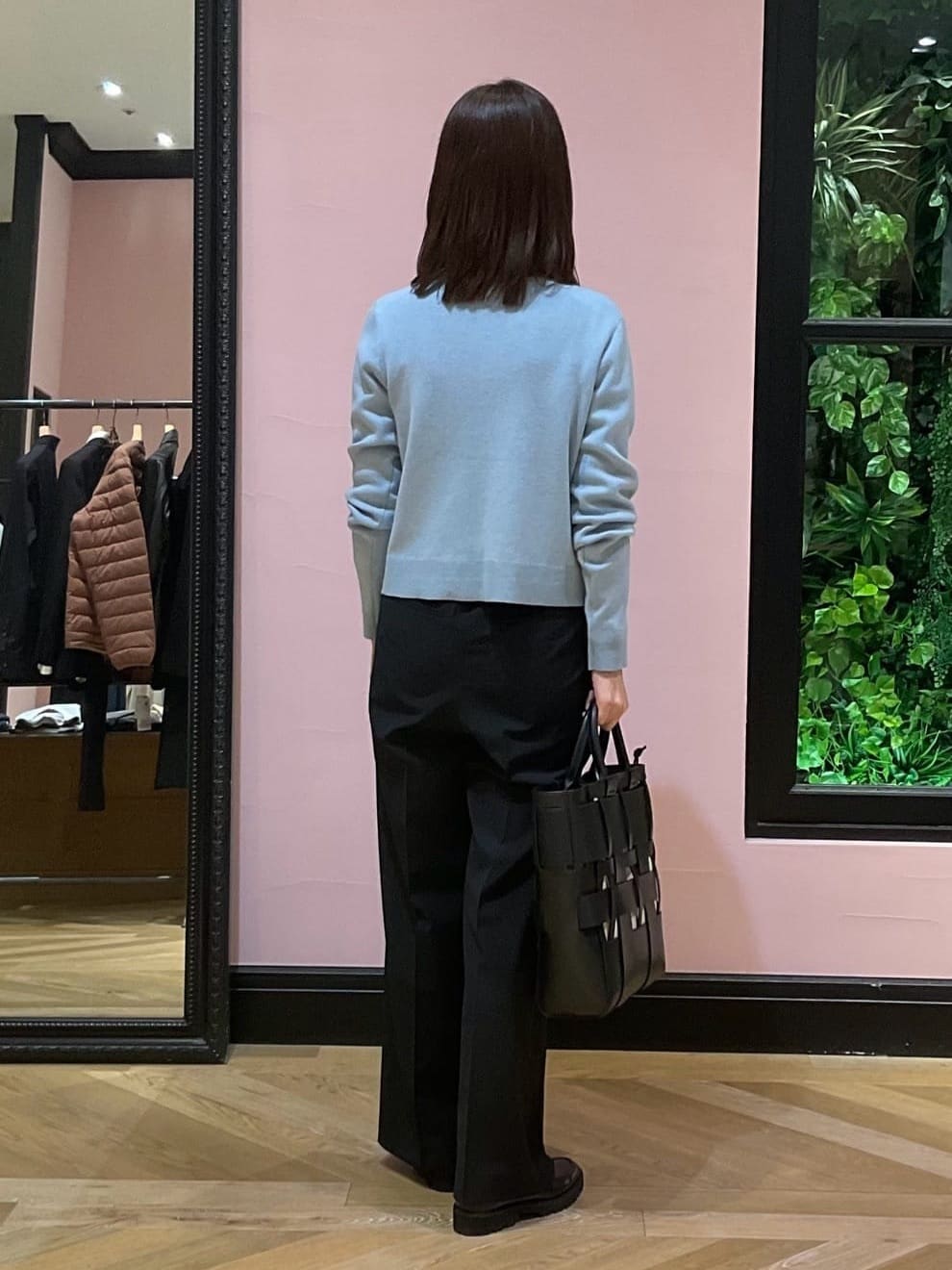 Hiwatashiさんの「DRESSTERIOR｜【otonaMUSE5月号掲載/セットアップ可/撥水】ブラックワイドパンツ」を使ったコーディネート
