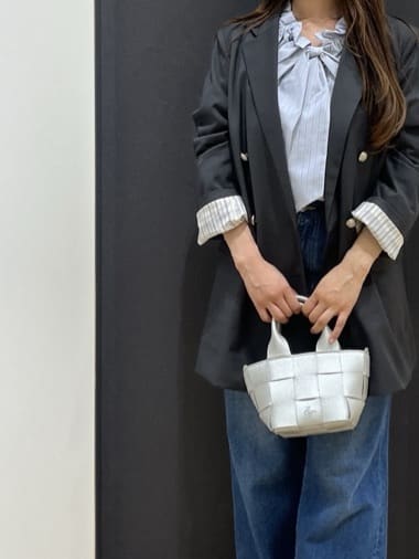 Minaさんの「Dessin｜【洗える】フリルボウタイストライプブラウス」を使ったコーディネート