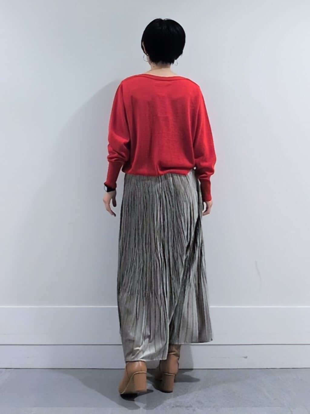 ミズタさんの「UNTITLED｜【アンサンブル可/洗える】シルクウールカシミヤ ドルマンスリーブニット」を使ったコーディネート