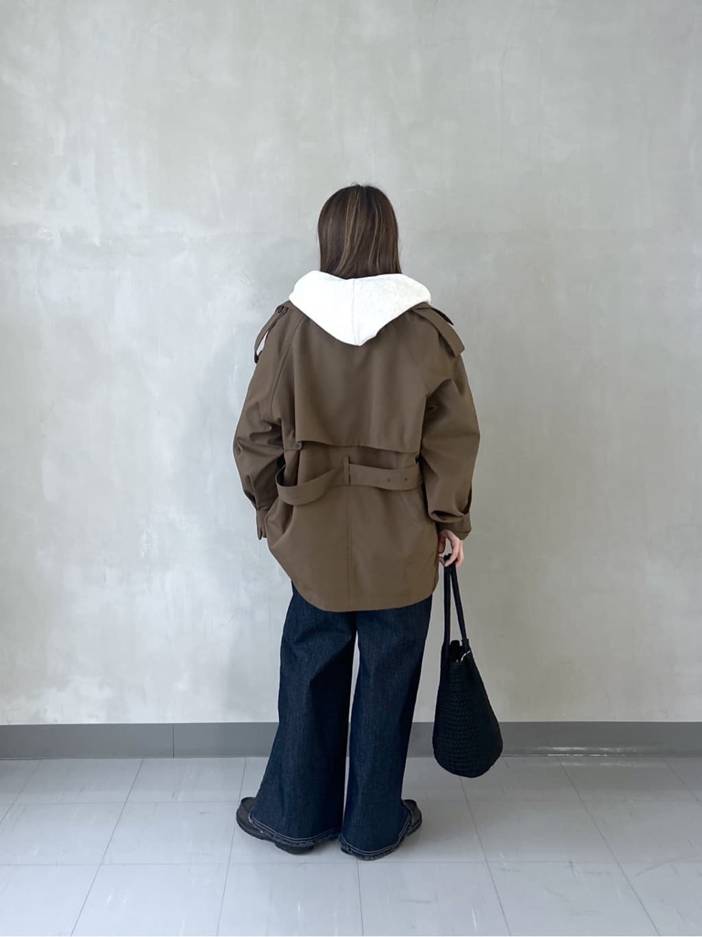 takaさんの「INDIVI｜【撥水】ボンディングショートトレンチ」を使ったコーディネート