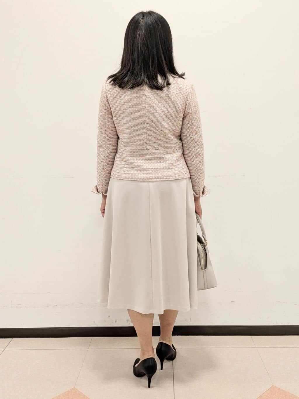 ともさんの「UNTITLED｜【きれいめ】ツイード ペプラムジャケット」を使ったコーディネート