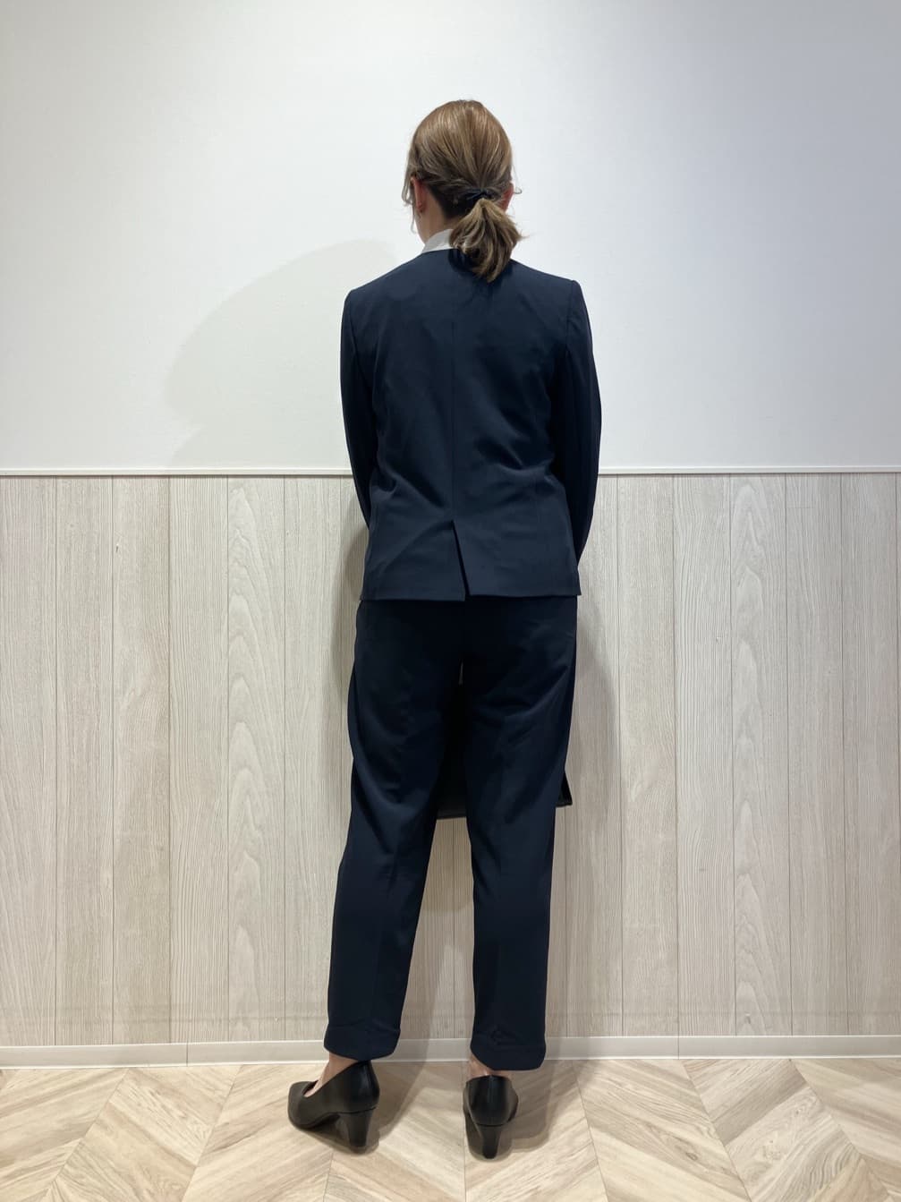 shokoさんの「SHOO･LA･RUE｜【洗濯機可/セットアップ可/S-3L】きちんと楽に。カットジョーゼットノーカラージャケット」を使ったコーディネート