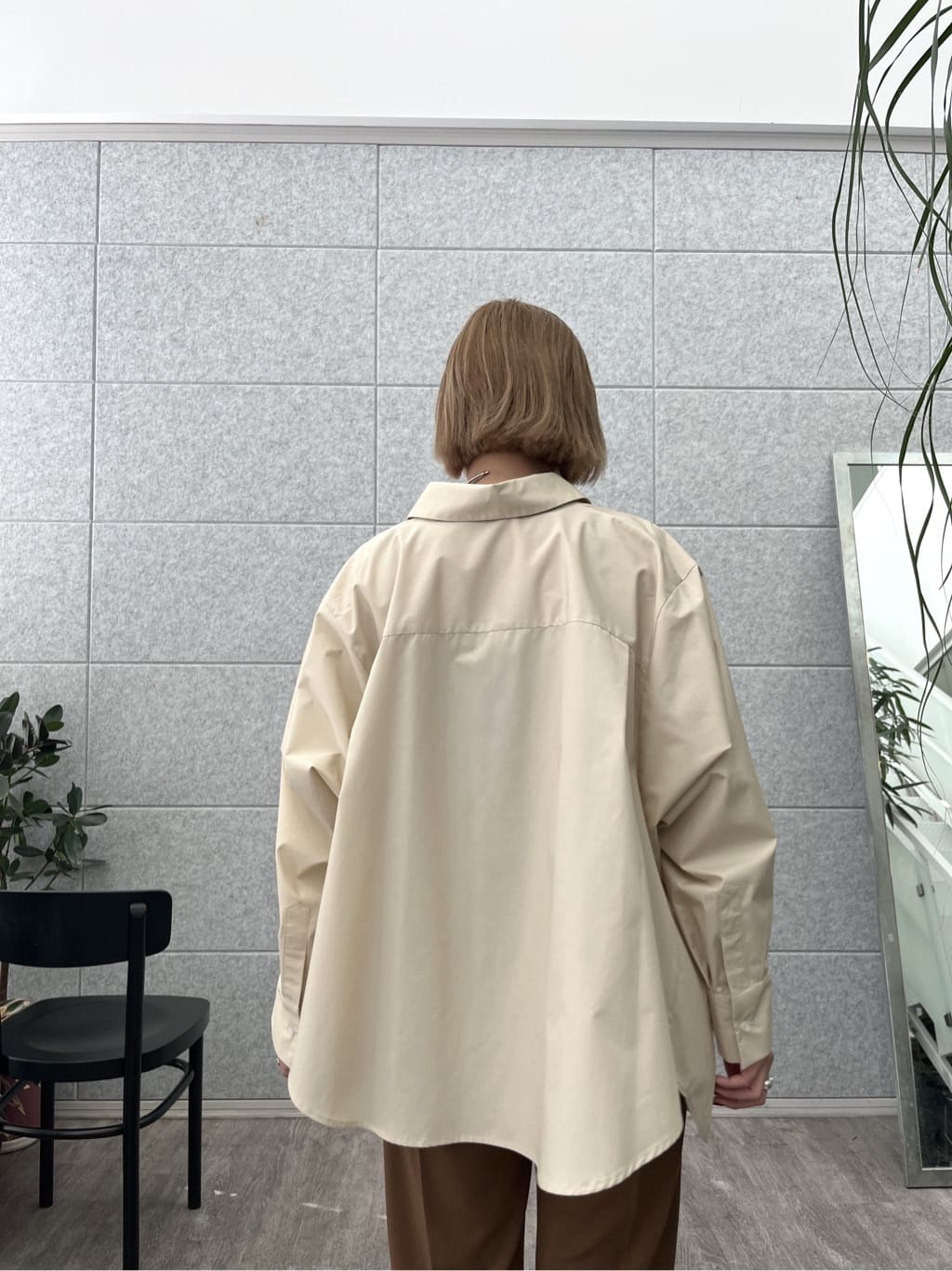 Harukaさんの「INDIVI｜Timeless｜ビッグポケットフォルムシャツ【接触冷感】」を使ったコーディネート