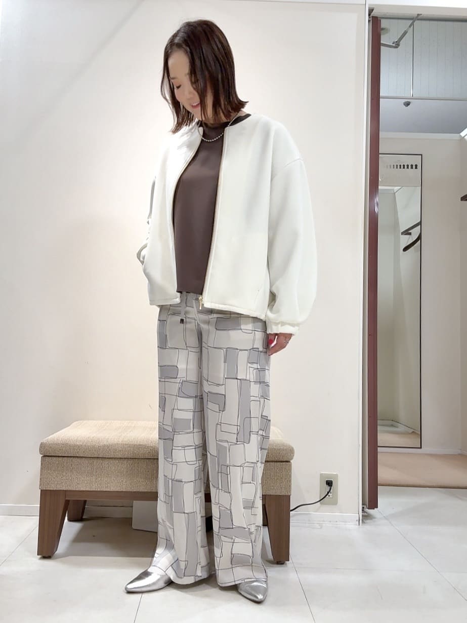 YUIさんの「UNTITLED｜【洗える/ゆったり】リッチジョーゼットブラウス」を使ったコーディネート