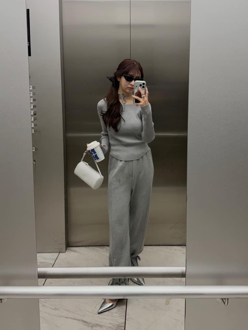 kanamiさんの「CODE A｜square fit knit」を使ったコーディネート