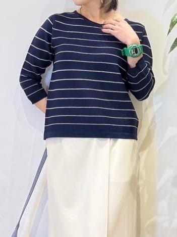 misakiさんの「SHOO･LA･RUE｜【高レビュー/洗濯機可/S-LL】さらっと着られる 8分袖Ⅴネックニット」を使ったコーディネート