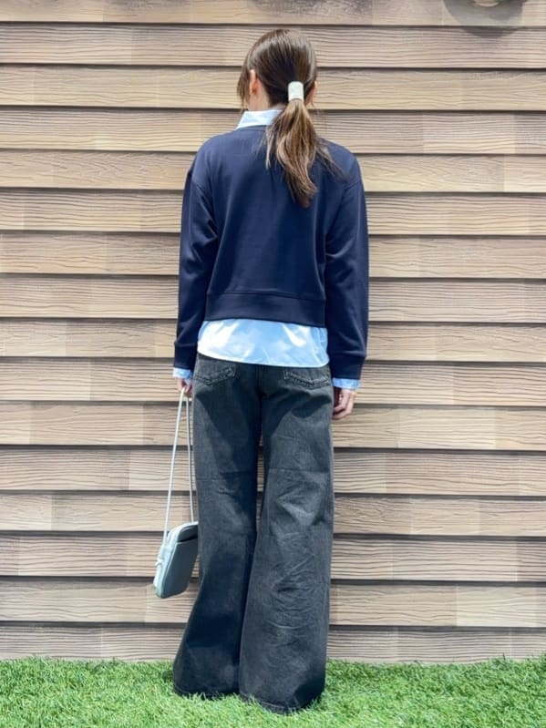himiさんの「SHOO･LA･RUE｜【SHOO・LA・RUE DENIM/S-LL】体型カバーにも バギーデニムワイドパンツ」を使ったコーディネート