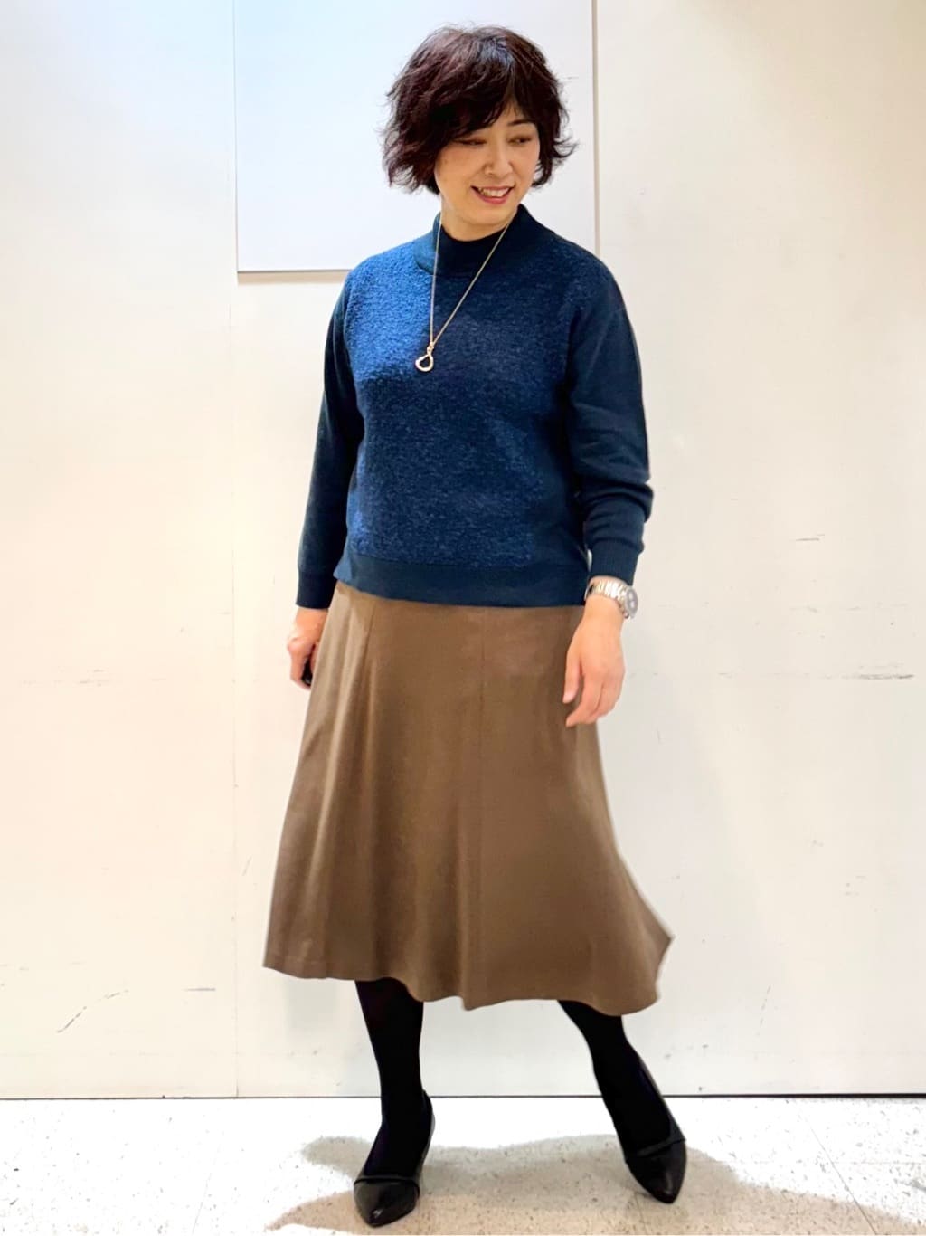 ヤスコさんの「Reflect｜【通勤】スエードライクフレアスカート」を使ったコーディネート