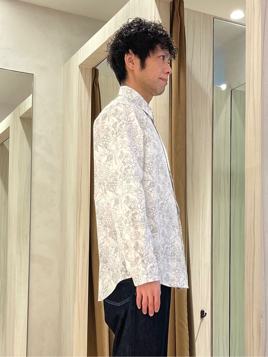 URAさんの「TAKEO KIKUCHI｜【BOWLER HAT LABEL】エクスプローラー Gジャン」を使ったコーディネート