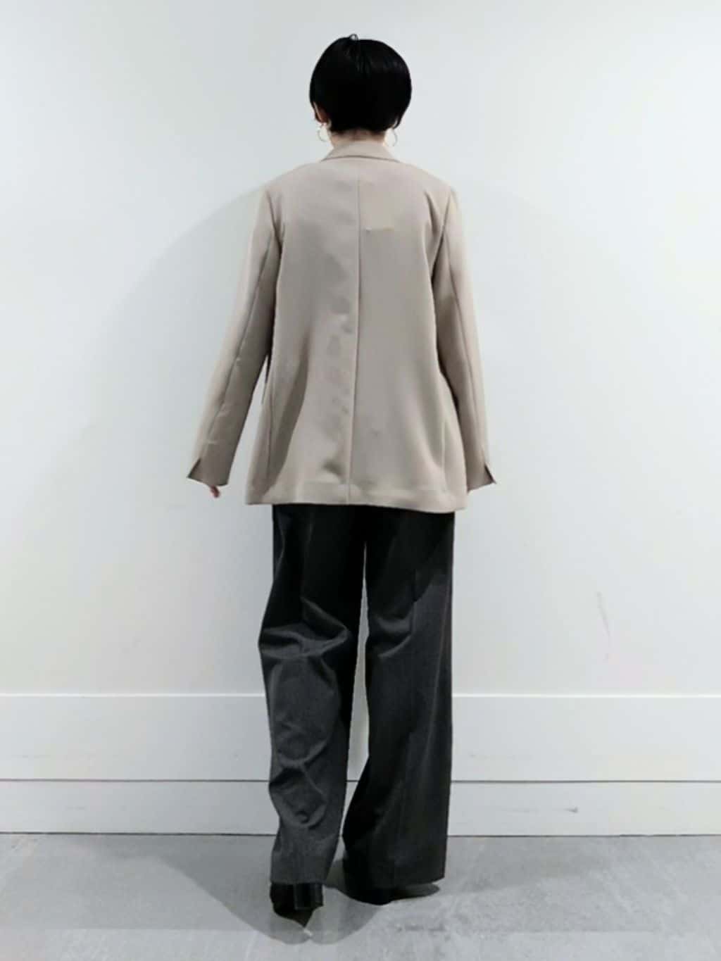 ミズタさんの「UNTITLED｜◆【洗える/ストレッチ性】ダブルブレストジャケット」を使ったコーディネート