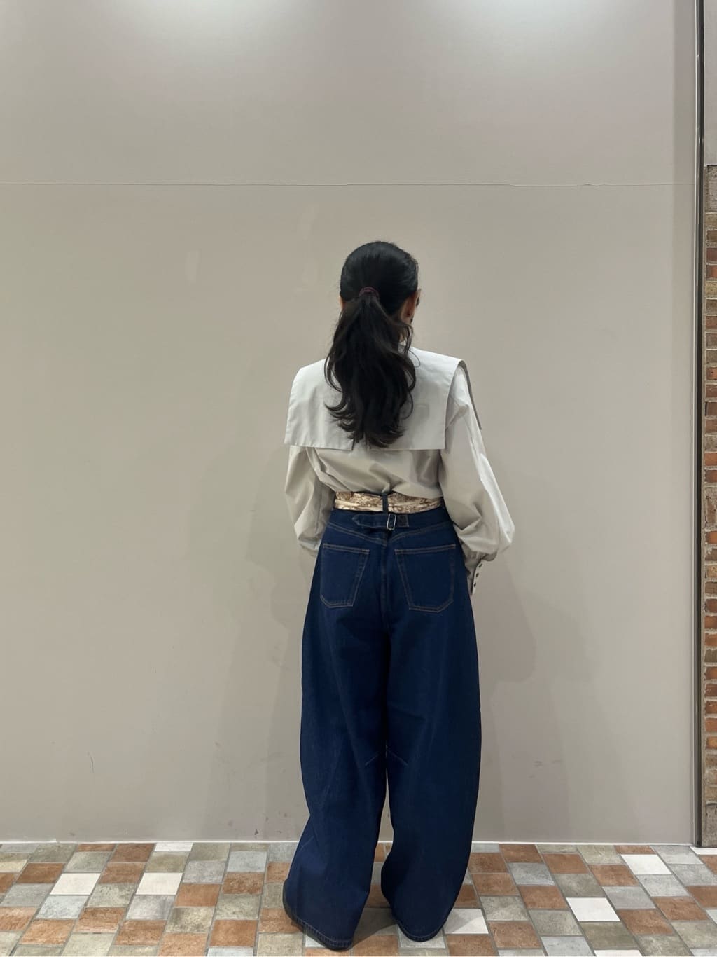 Uminoさんの「INDIVI｜ビッグカラーシャツ」を使ったコーディネート