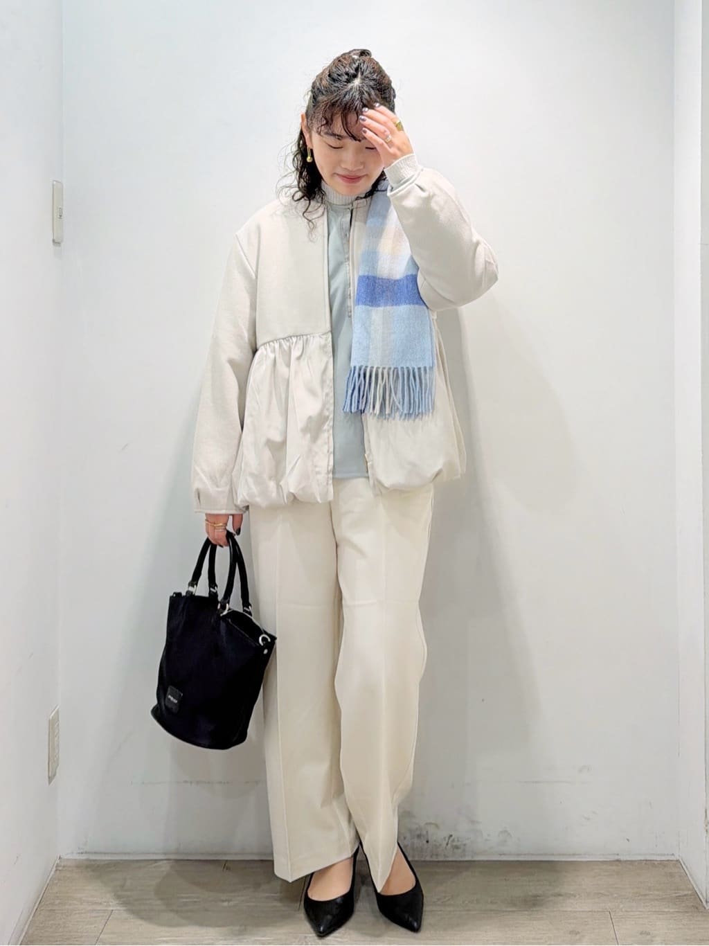 sumicaさんの「OPAQUE.CLIP｜ウールライクペプラムドッキングアウター【洗濯機洗い可】」を使ったコーディネート