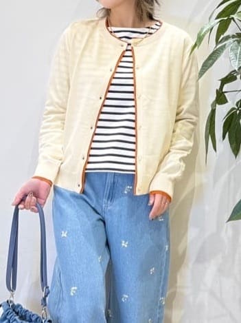 misakiさんの「SHOO･LA･RUE｜【洗濯機可/S-LL】配色がコーデのアクセントに レイヤード風クルーカーディガン」を使ったコーディネート
