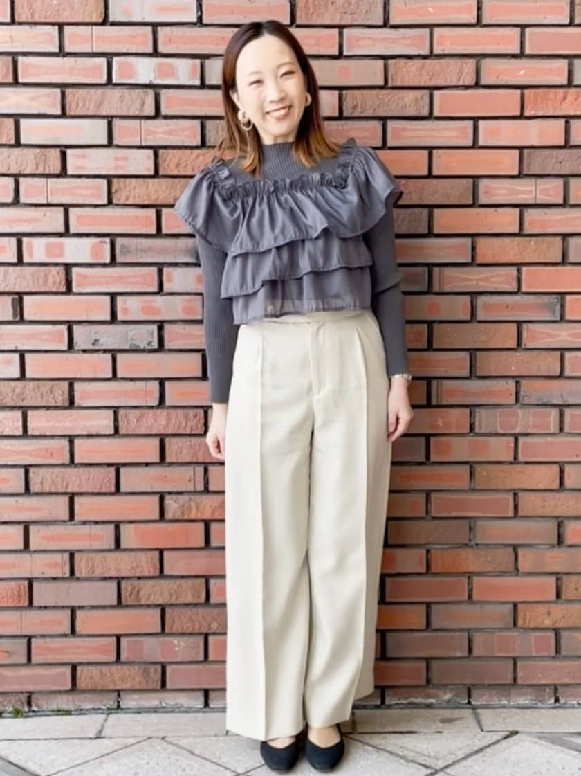 makiさんの「index｜3wayフリルドッキングニット【洗濯機OK／抗ピル】」を使ったコーディネート