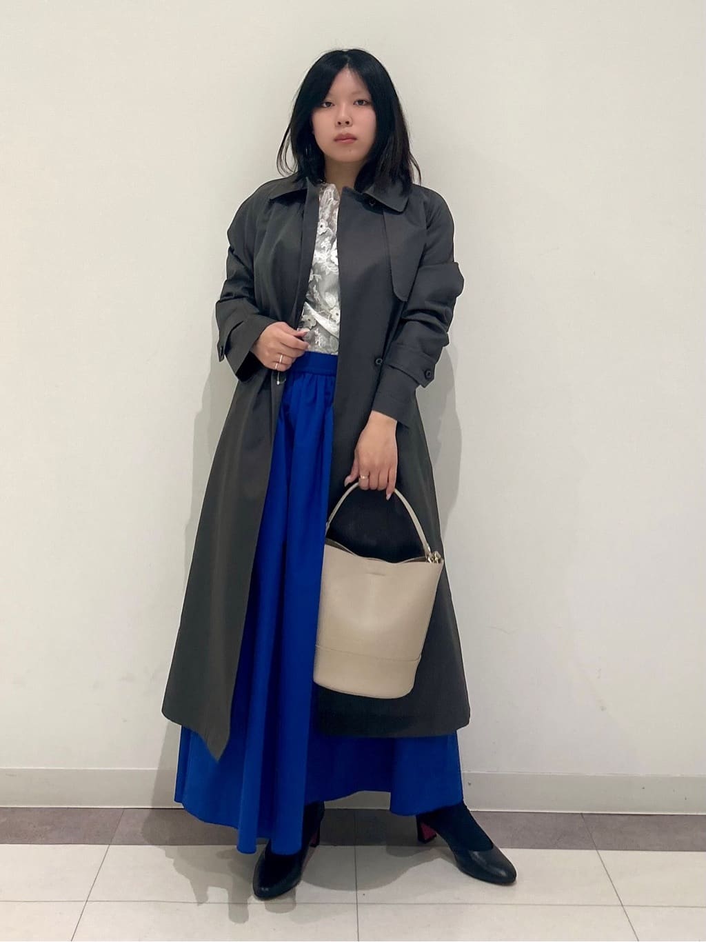 とりみさんの「DRESSTERIOR｜◆【ウォッシャブル/美シルエット】ライト トレンチコート」を使ったコーディネート