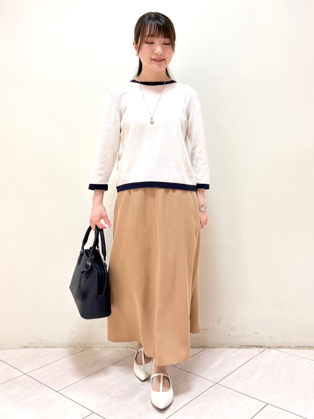 mikiさんの「Reflect｜【アンサンブル可】バイカラーニット」を使ったコーディネート