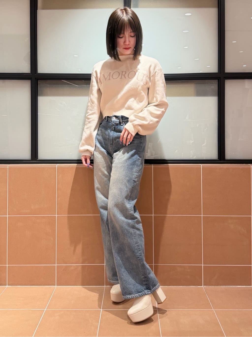 マナミさんの「ESPERANZA｜ラク盛りショートブーツ」を使ったコーディネート