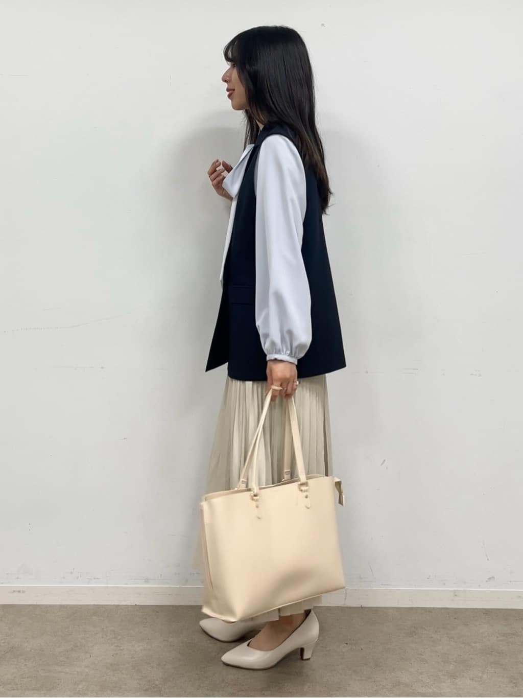 cotaniさんの「SHOO･LA･RUE｜【セットアップ可/S-LL/洗濯機可】サッと羽織ってこなれ見え ダブルブレストジレ」を使ったコーディネート