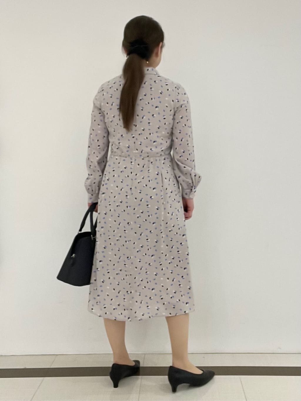 Hiroさんの「Reflect｜【セレモニー／通勤／おでかけに◎】フラワープリントボウタイワンピース」を使ったコーディネート