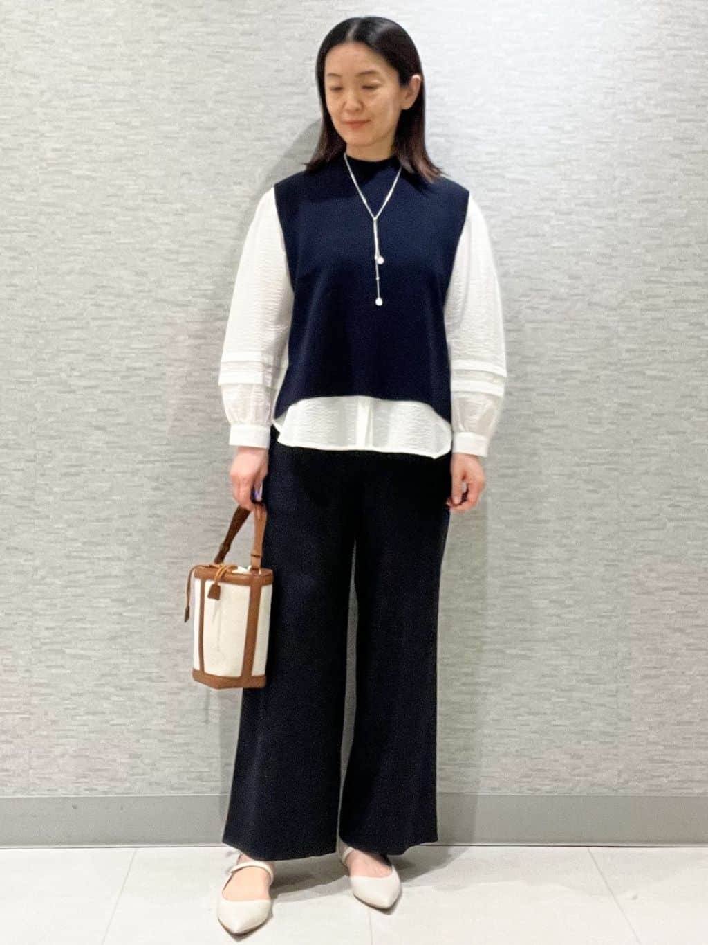 marikoさんの「Reflect｜【セットアップ可】ダブルジャカードニットベスト」を使ったコーディネート