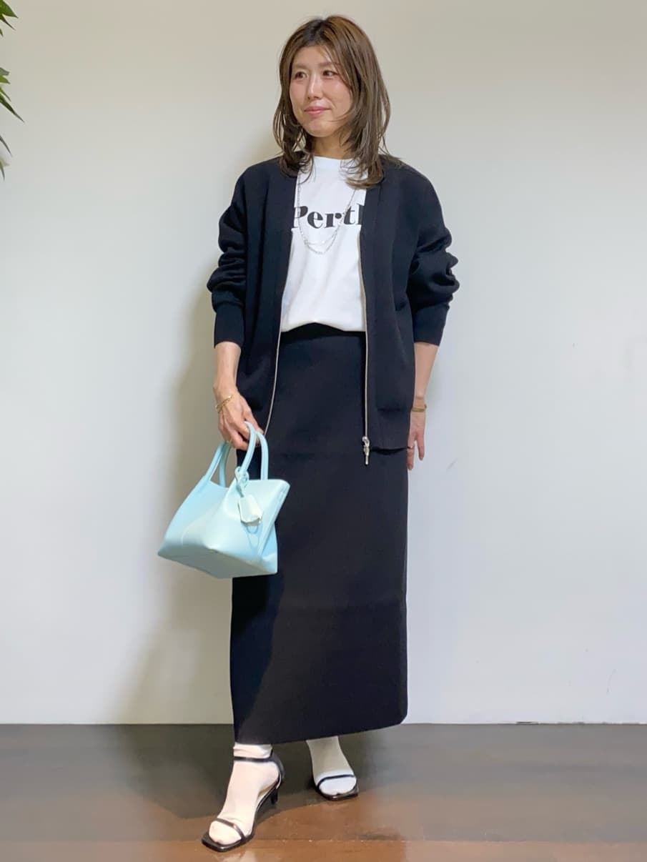 tomoさんの「UNTITLED｜【Healthy DENIM】PerthロングTシャツ」を使ったコーディネート