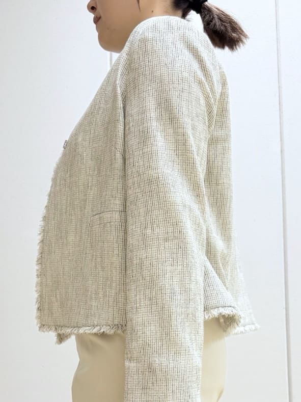 Rikoさんの「INDIVI｜【軽量／SETUP可能】ストレッチツイードジャケット」を使ったコーディネート
