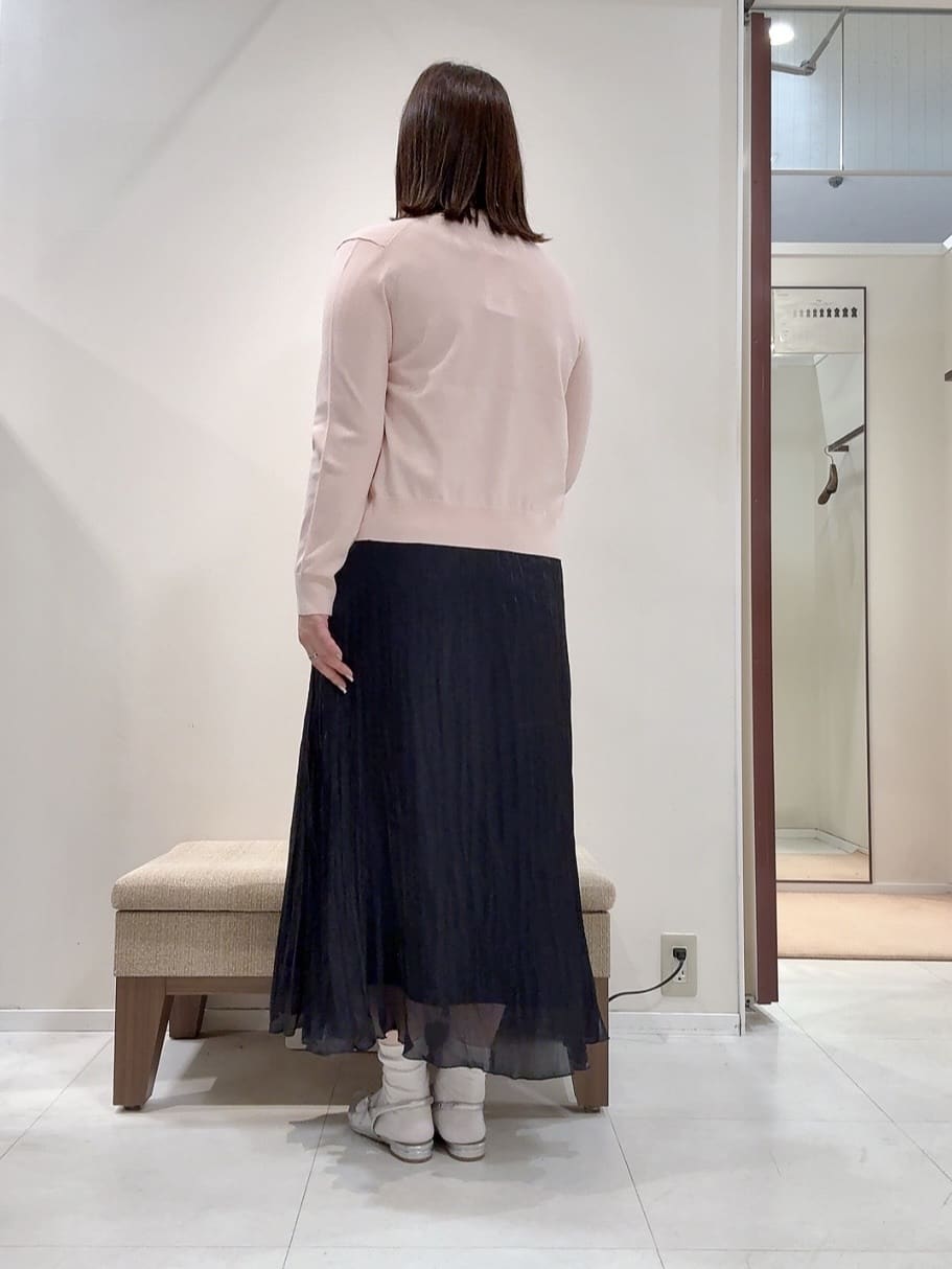 YUIさんの「UNTITLED｜◆【アンサンブル可/洗える】クルーネックニットカーディガン」を使ったコーディネート