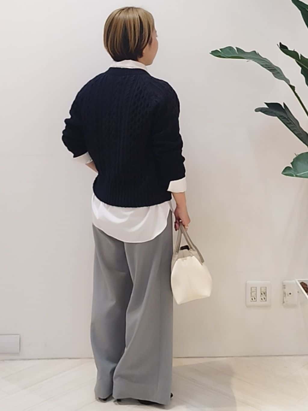 s u g iさんの「UNTITLED｜【洗える】スポンディッシュ ケーブル柄ニット」を使ったコーディネート
