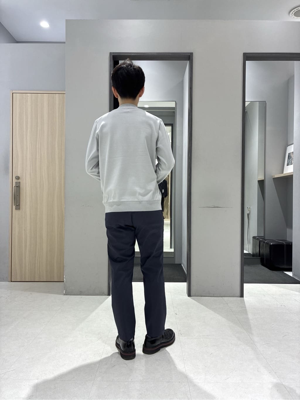 わいずみさんの「TAKEO KIKUCHI｜【360&deg;ストレッチ／軽量】None Of Stress ライト ジャケット（セットアップ対応）」を使ったコーディネート