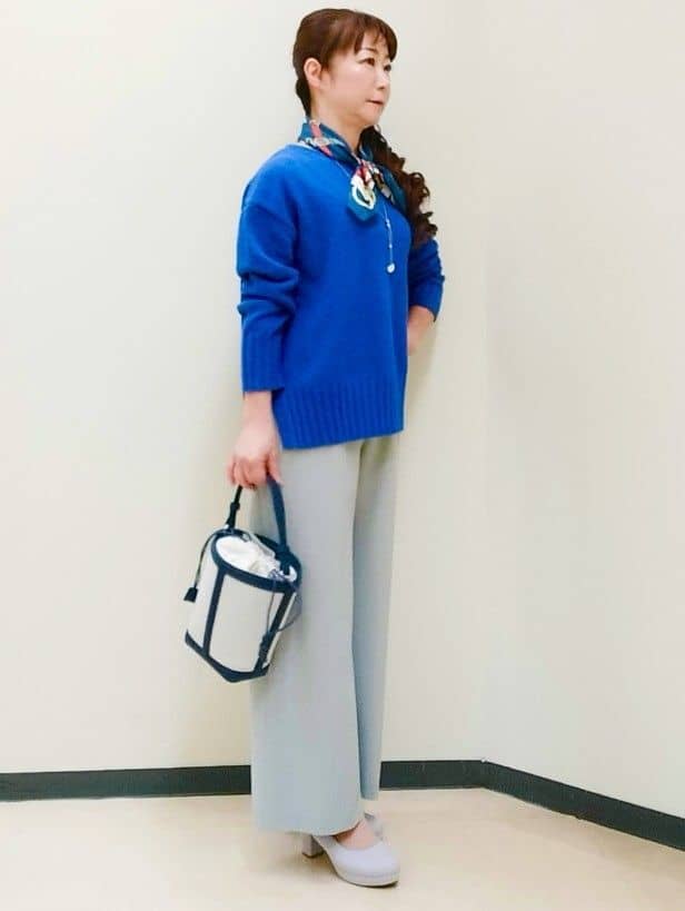 花さんの「Reflect｜ドライタッチストレートワイドパンツ」を使ったコーディネート