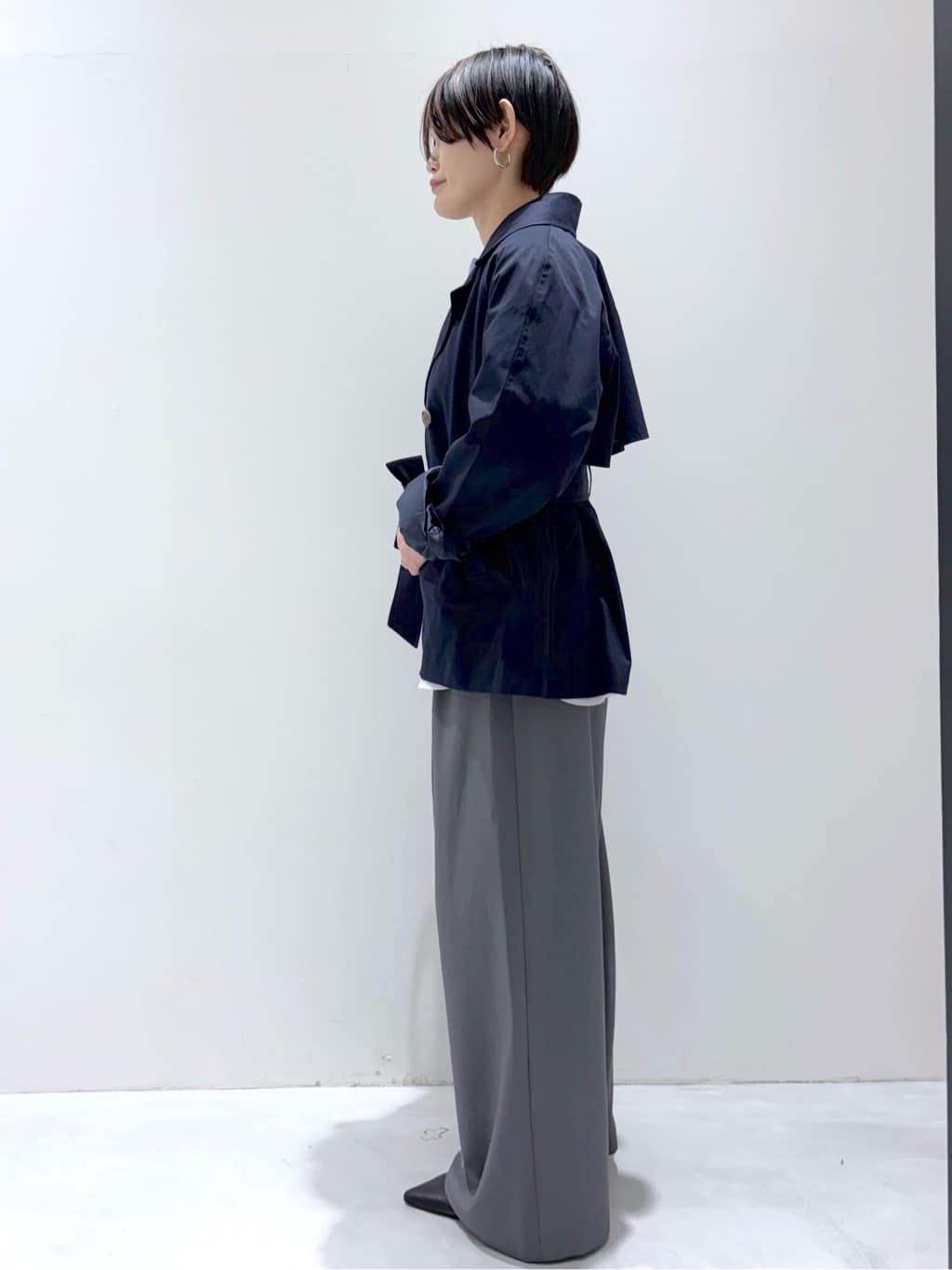 こじさんの「OPAQUE.CLIP｜美脚ストレッチ イージータックワイドパンツ【洗濯機OK】」を使ったコーディネート