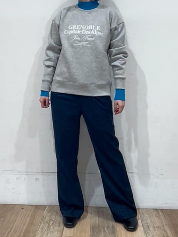 山さんさんの「grove｜【あったか裏起毛】きれいも楽ちんも叶える、ストレッチストレートパンツ」を使ったコーディネート