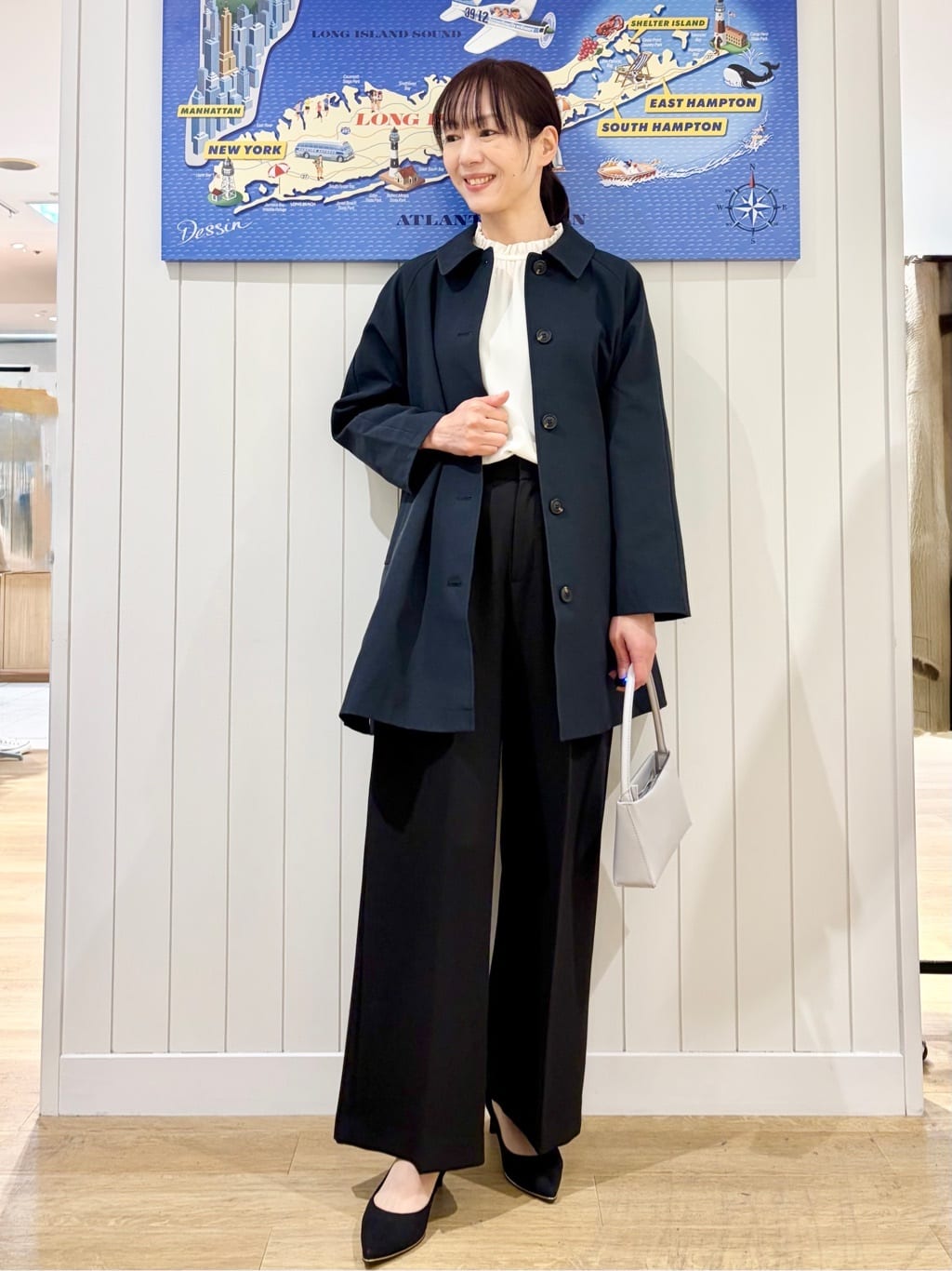 uwatokoさんの「Dessin｜【花粉ガード/撥水加工/洗える】ステンカラースプリングコート」を使ったコーディネート