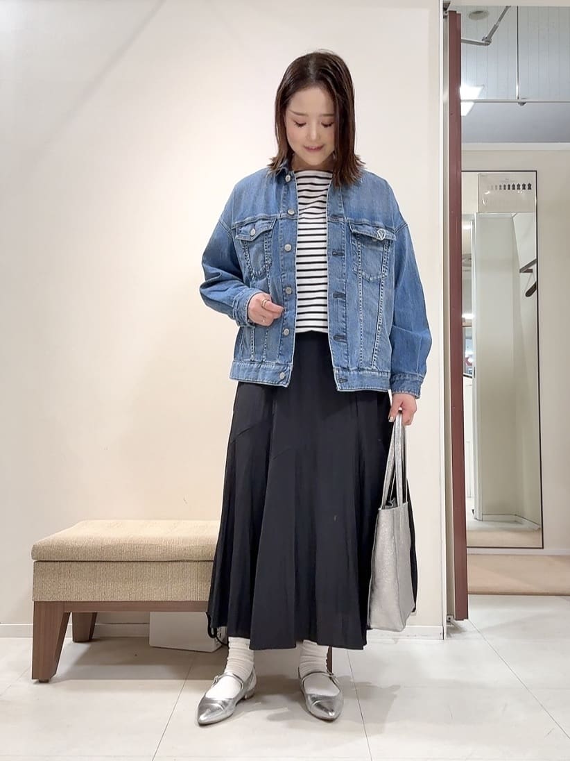 YUIさんの「UNTITLED｜【洗える/レイヤードTシャツ】ラウンドテールジャージプルオーバー」を使ったコーディネート
