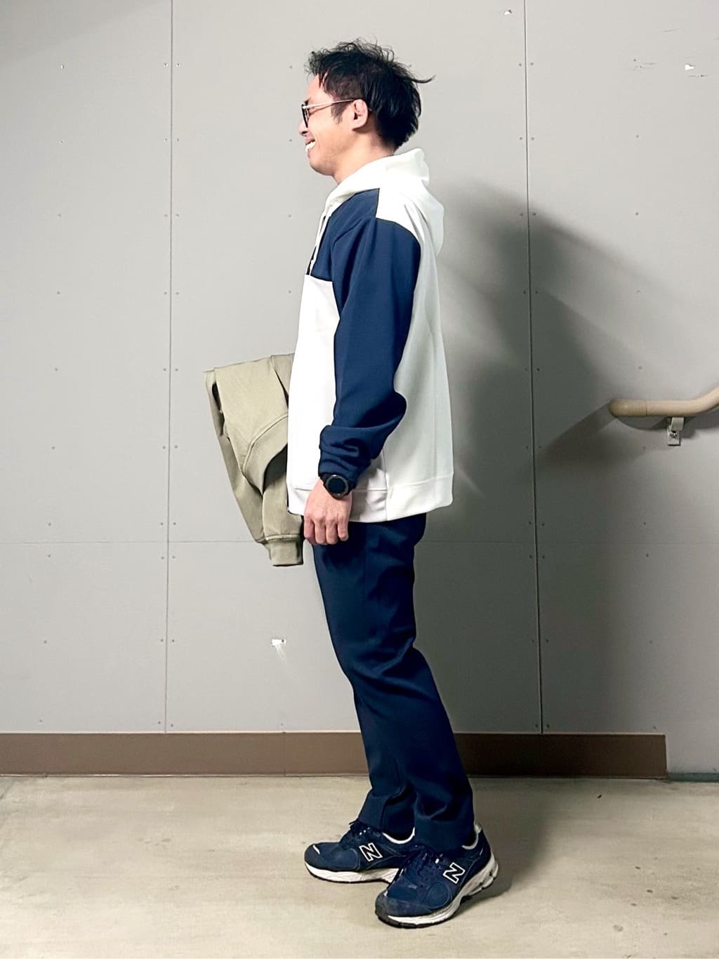 KENJI Iさんの「THE SHOP TK｜FLEX LINE ストレッチリブブルゾン　ストレッチ/防シワ/マシンウォッシャブル/セットアップ可」を使ったコーディネート