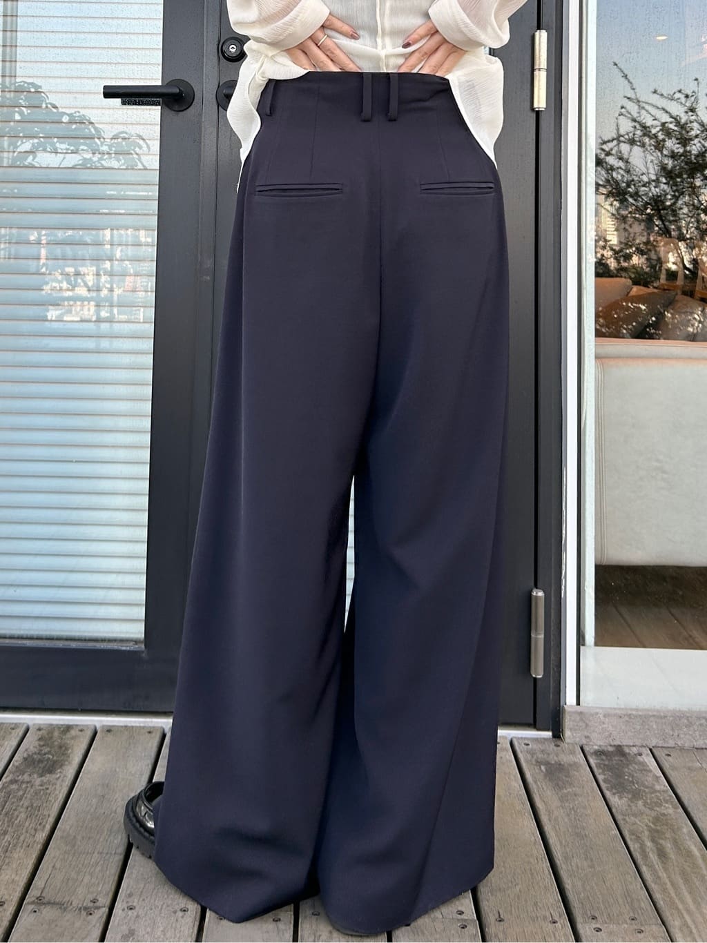 harunaさんの「CODE A｜thin gather shirts」を使ったコーディネート