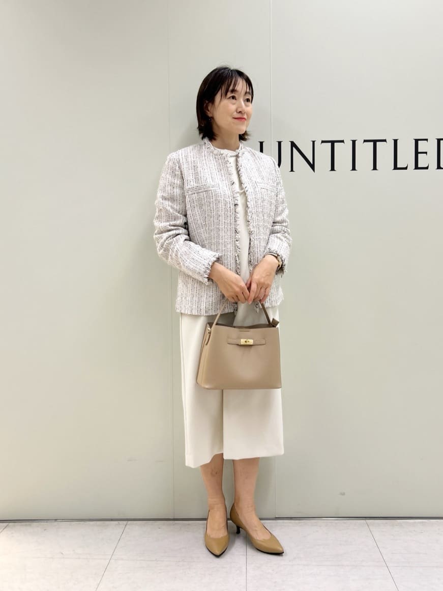 Mikiさんの「UNTITLED｜◆【お呼ばれドレス/洗える】カットジャカードスリーブ ワンピース」を使ったコーディネート