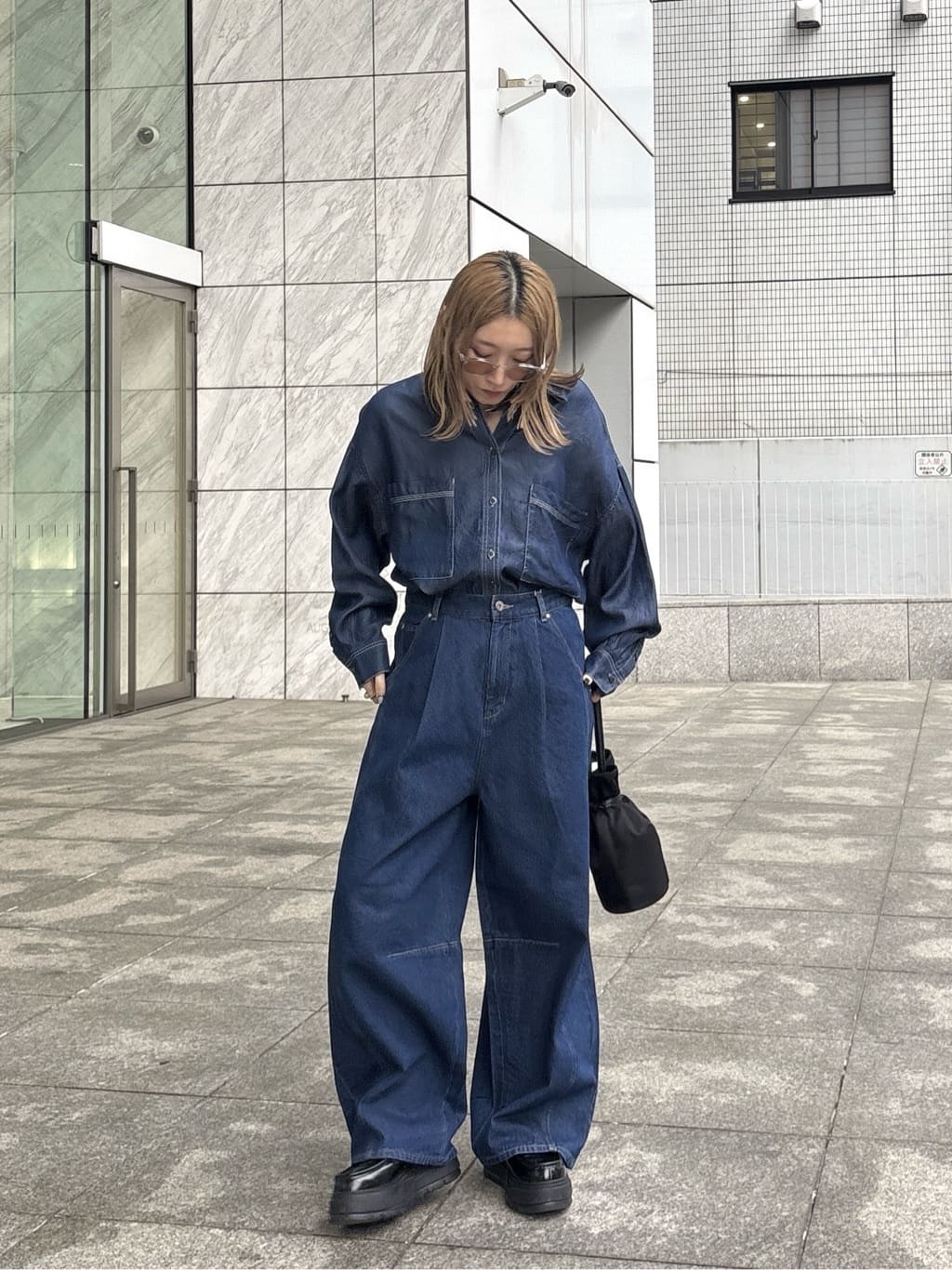 kotakiさんの「INDIVI｜バレルデニムパンツ」を使ったコーディネート