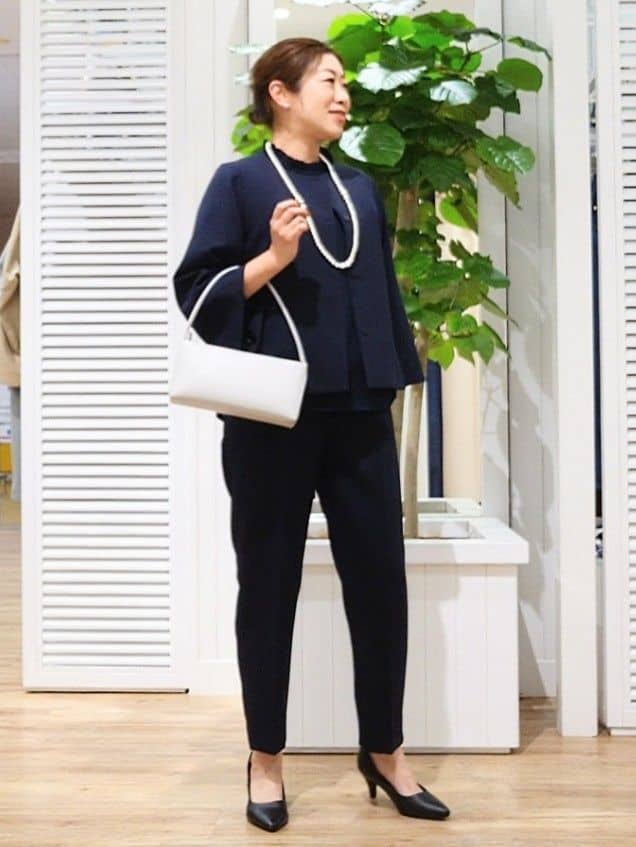 KJさんの「Dessin｜【洗える】フリルネックジョーゼットブラウス」を使ったコーディネート
