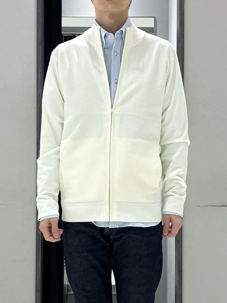 わいずみさんの「TAKEO KIKUCHI｜【ウールカシミヤブレンド】ビーバー調 スタンドカラー コート」を使ったコーディネート