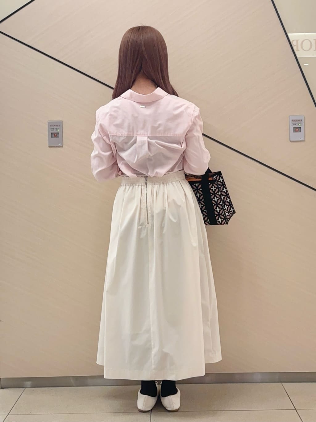 Rinaさんの「DRESSTERIOR｜【otonaMUSE5月号掲載/ウォッシャブル】タックギャザー スカート」を使ったコーディネート