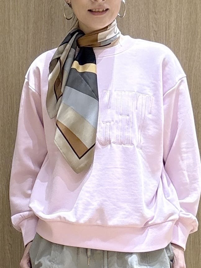 たけねぇさんの「OPAQUE.CLIP｜ロゴ刺繍裏毛トップス【洗濯機OK】」を使ったコーディネート