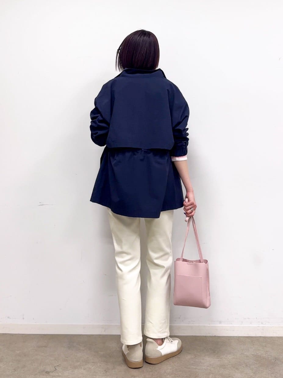 𝐜𝐡𝐢𝐤𝐚さんの「SHOO･LA･RUE｜【S-LL/洗濯機可】着こなしいろいろ 首元すっきりボートネック ボーダーロンT」を使ったコーディネート